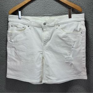 Levi’s Shorts Women Size 32 White Denim